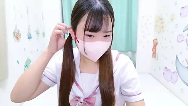 Snapshot of MAIKA_pyon chatting on 12-12-24, 11:29 MAIKA pyon online show from 12-12-24, 11:29