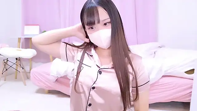 Snapshot of MAIKA_pyon chatting on 12-30-24, 11:49 MAIKA pyon online show from 12-30-24, 11:49