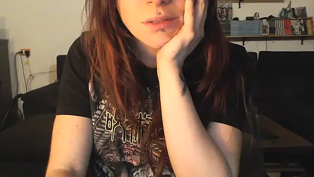 complicata mente online show from 01-14-25, 04:40