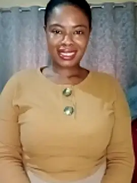 Snapshot of Luciouslips00 chatting on 11-10-25, 01:54 Luciouslips00 online show from 11-10-25, 01:54