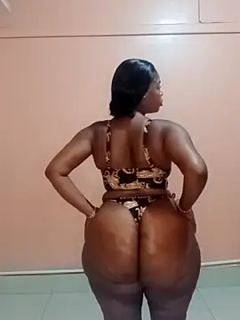 Snapshot of Luciouslips00 chatting on 03-01-26, 08:38 Luciouslips00 online show from 03-01-26, 08:38