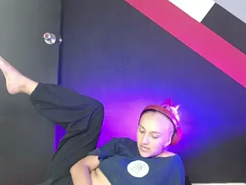 Alterego1   online show from 02-13-25, 06:27