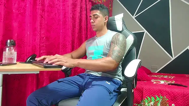 astrom greyy online show from 01-14-26, 08:36