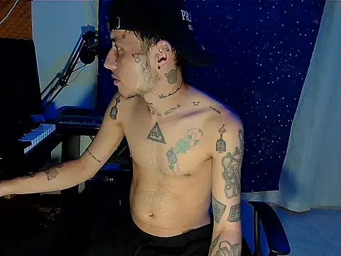 Snapshot of patrik_tattoo_ chatting on 12-03-24, 02:25 patrik tattoo online show from 12-03-24, 02:25