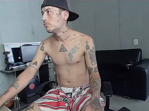 Snapshot of patrik_tattoo_ chatting on 02-24-26, 04:27 patrik tattoo online show from 02-24-26, 04:27