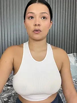 Lola sweeet18 online show from 02-25-26, 10:47