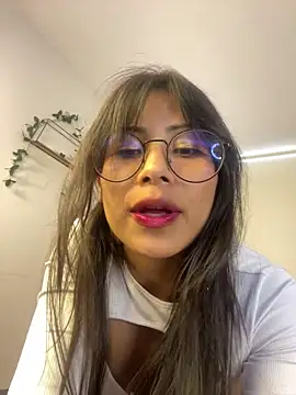 Jade Zephyra online show from 02-05-26, 08:24