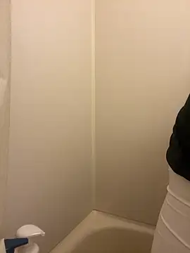 YU-KI00 online show from 11-22-25, 12:15