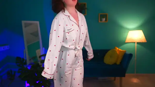 AnnTerry  online show from 02-11-25, 02:35