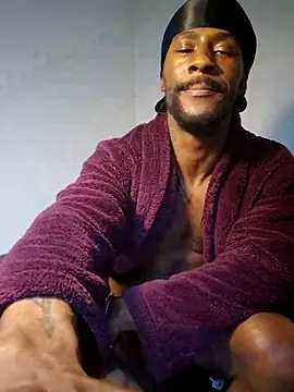 Snapshot of chocolateman chatting on 01-28-25, 10:45 chocolateman online show from 01-28-25, 10:45