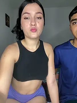 Snapshot of Jonlis01 chatting on 02-19-26, 06:59 Jonlis01 online show from 02-19-26, 06:59