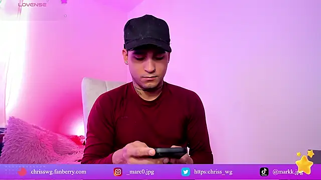 Snapshot of christianwang chatting on 12-19-25, 08:16 christianwang online show from 12-19-25, 08:16