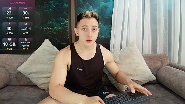 Snapshot of Zack_Miller24 chatting on 01-02-25, 02:02 Zack Miller24 online show from 01-02-25, 02:02