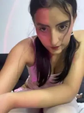 EmySofia online show from 03-10-26, 04:17