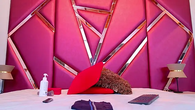 Snapshot of RebecaRelish chatting on 01-25-25, 03:40 RebecaRelish online show from 01-25-25, 03:40