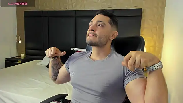 JossAckland online show from 12-30-24, 11:48