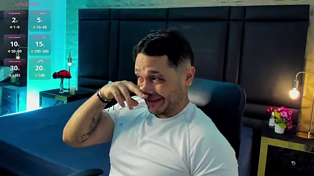 JossAckland online show from 01-26-25, 12:01