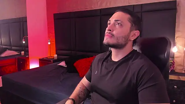 JossAckland online show from 03-08-25, 11:48