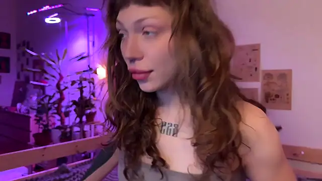 PaulaPratt online show from 10-04-25, 05:38