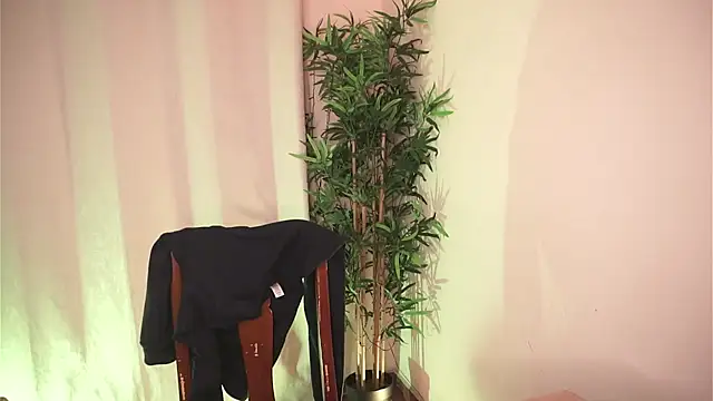 Tony Wylie online show from 03-19-26, 06:39