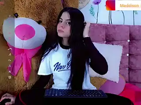 Madisson Ivanova online show from 12-02-24, 03:58