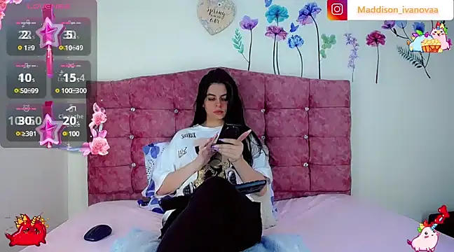 Madisson Ivanova online show from 12-13-24, 10:23