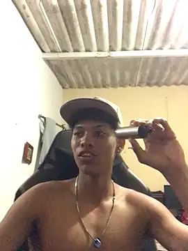 Snapshot of Allen_watts chatting on 12-25-24, 06:31 Allen watts online show from 12-25-24, 06:31