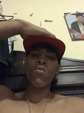 Snapshot of Allen_watts chatting on 01-03-25, 04:11 Allen watts online show from 01-03-25, 04:11