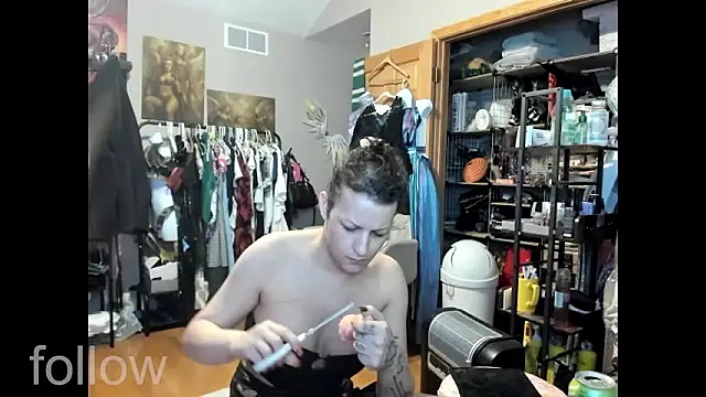 Snapshot of jessy0504 chatting on 10-14-25, 11:33 jessy0504 online show from 10-14-25, 11:33