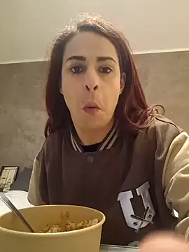 Snapshot of perla97 chatting on 02-09-25, 07:19 perla97 online show from 02-09-25, 07:19