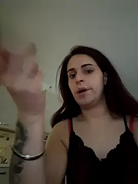 Snapshot of perla97 chatting on 10-15-25, 11:32 perla97 online show from 10-15-25, 11:32