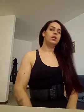 Snapshot of perla97 chatting on 10-21-25, 02:18 perla97 online show from 10-21-25, 02:18