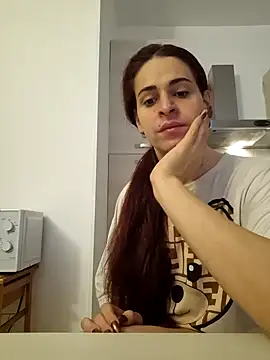Snapshot of perla97 chatting on 10-26-25, 01:50 perla97 online show from 10-26-25, 01:50