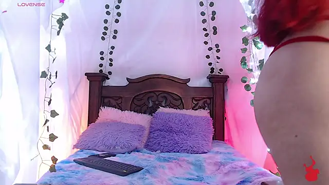 centaurigirl online show from 03-22-25, 04:14