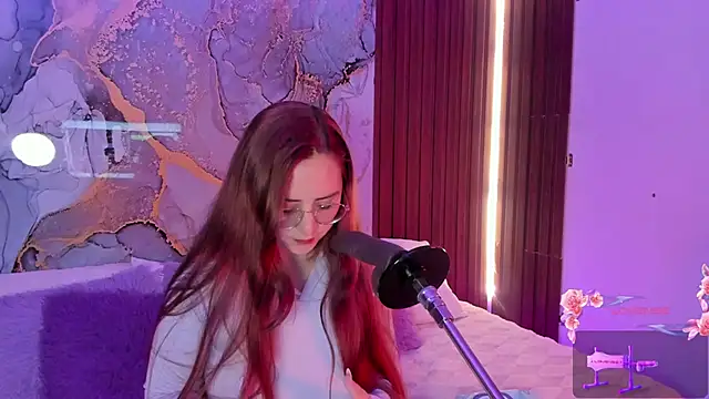 centaurigirl online show from 01-15-26, 05:01