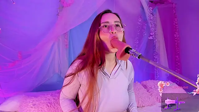 centaurigirl online show from 05-01-26, 03:55