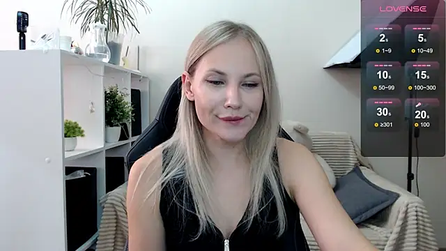 Sunny bunny6 online show from 09-18-25, 09:55