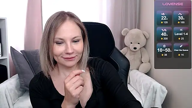 Snapshot of Sunny_bunny6 chatting on 02-27-26, 07:19 Sunny bunny6 online show from 02-27-26, 07:19