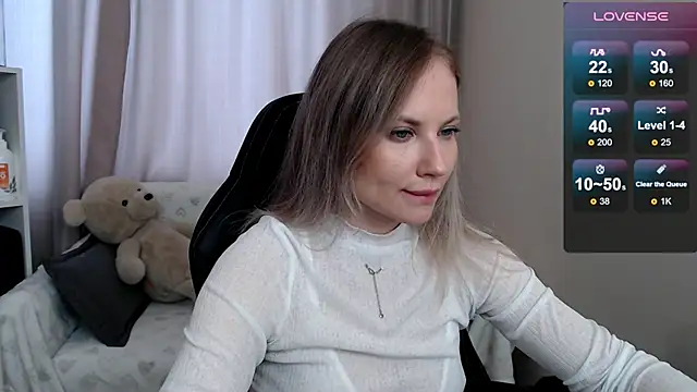 Snapshot of Sunny_bunny6 chatting on 04-23-26, 04:57 Sunny bunny6 online show from 04-23-26, 04:57