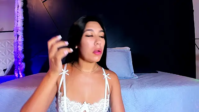 Emilyh  online show from 01-14-25, 10:59