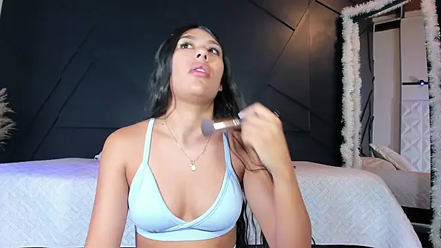 Emilyh  online show from 01-21-25, 10:41