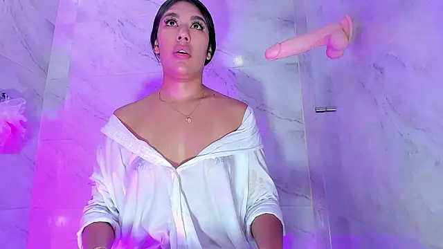 Emilyh  online show from 01-25-25, 02:03