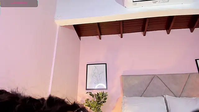 Emilyh  online show from 01-15-26, 01:37