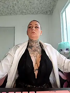 Lisacasandra online show from 01-22-25, 11:10