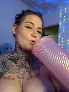 Lisacasandra online show from 03-16-25, 04:41