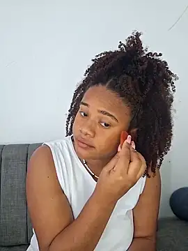 Snapshot of DANIELA_MICHEL chatting on 12-26-24, 12:38 DANIELA MICHEL online show from 12-26-24, 12:38