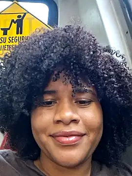 Snapshot of DANIELA_MICHEL chatting on 02-01-25, 10:55 DANIELA MICHEL online show from 02-01-25, 10:55