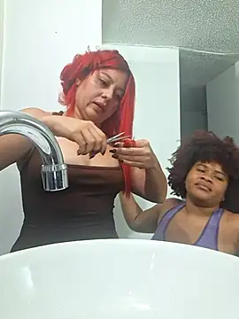 Snapshot of DANIELA_MICHEL chatting on 10-11-25, 02:55 DANIELA MICHEL online show from 10-11-25, 02:55