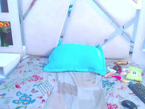 Paris Squirt  online show from 03-13-26, 08:48