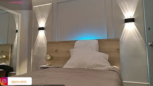 Snapshot of agussaenz chatting on 03-19-26, 11:31 agussaenz online show from 03-19-26, 11:31